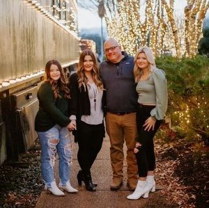 Meet your Posher, Natalie